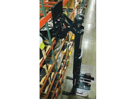 Our high-visibility, rigid mast gives you more flexibility